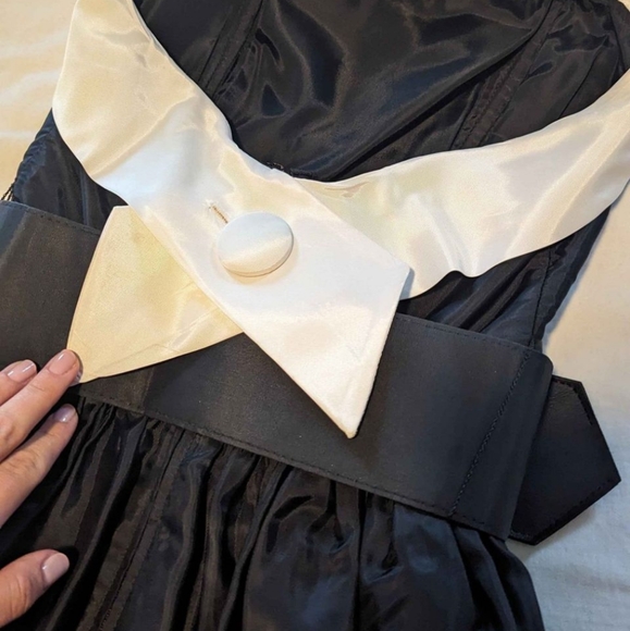 Vintage Betsy & Adam cocktail dress - Picture 3 of 5